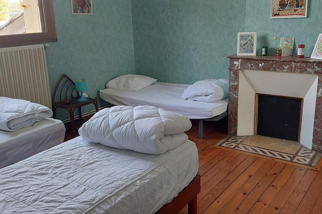 Maison De Famille Avec Parc Arbore モントーバン エクステリア 写真